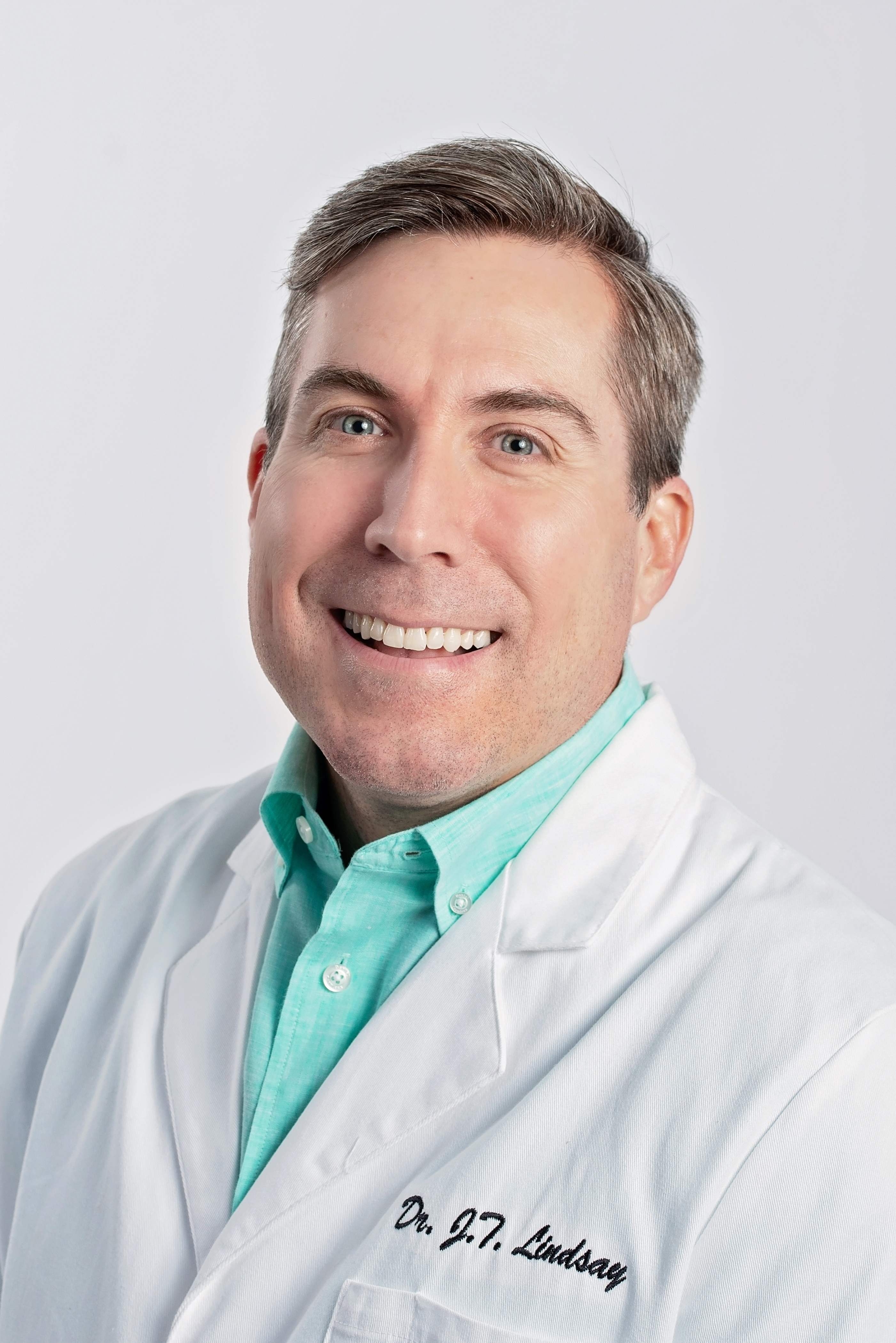 Dr. Jason Lindsay, MD