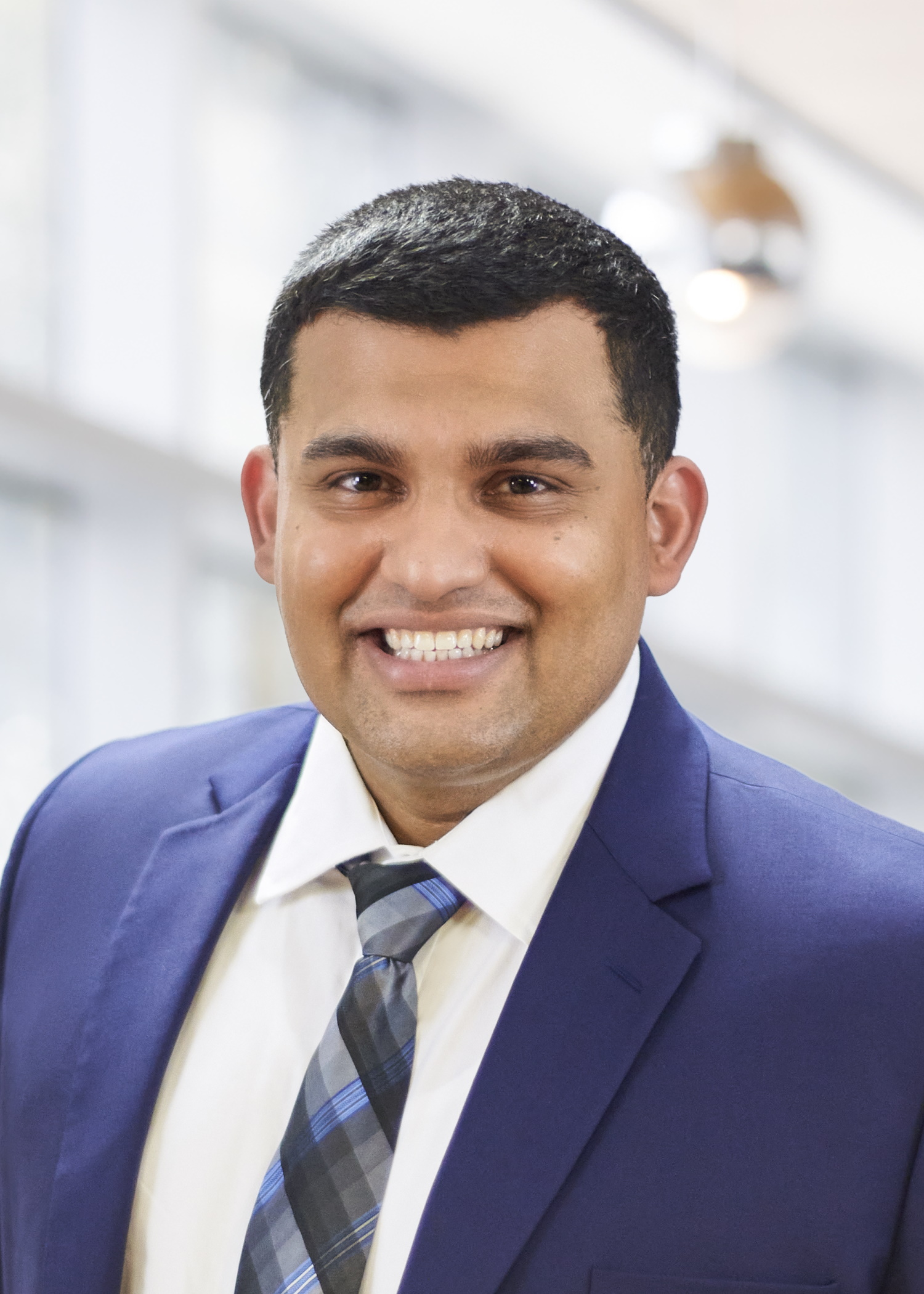 Dr. Owais Idris, MD