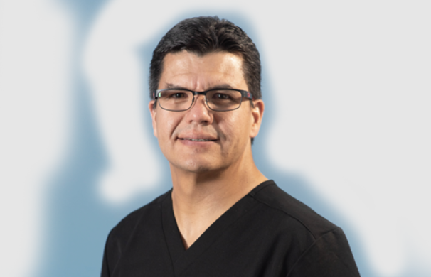 Dr. Alan Siqueiros, MD