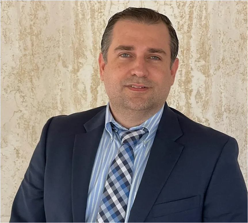Dr. Javier Reyes, MD