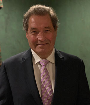 Dr. Ian Bourhill, MD