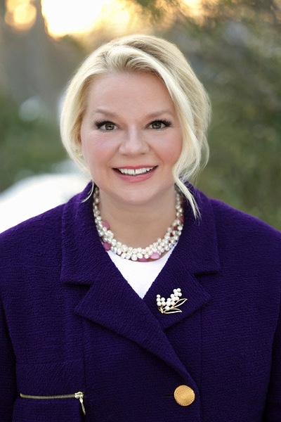 Dr. Anke Young, MD