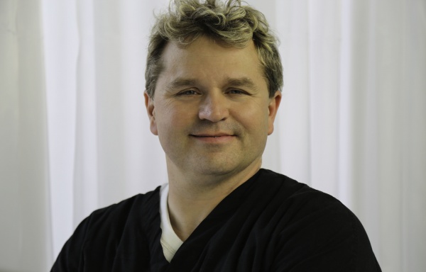 Dr. Charles Hunt, MD