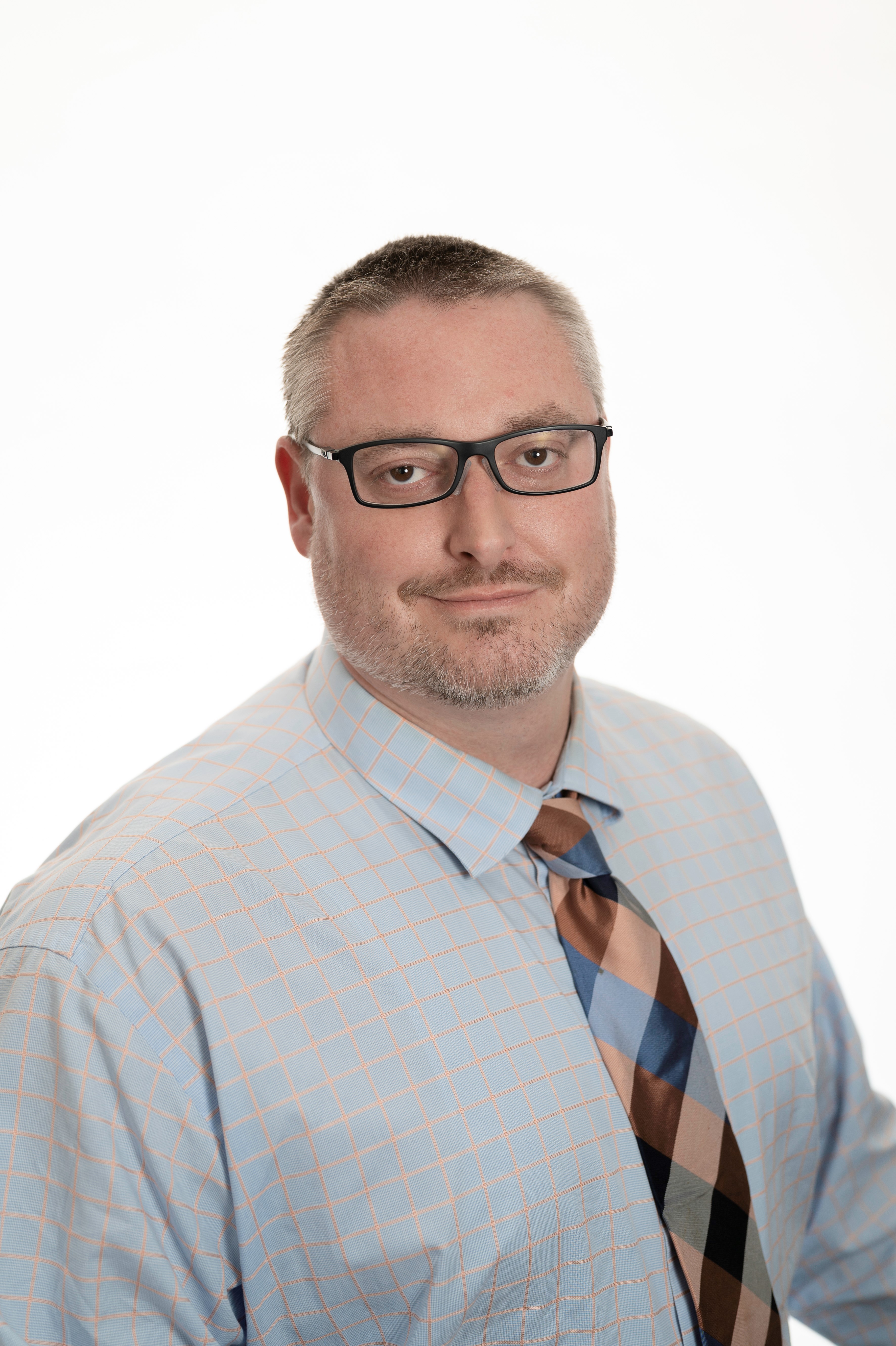 Dr. Travis Dwyer