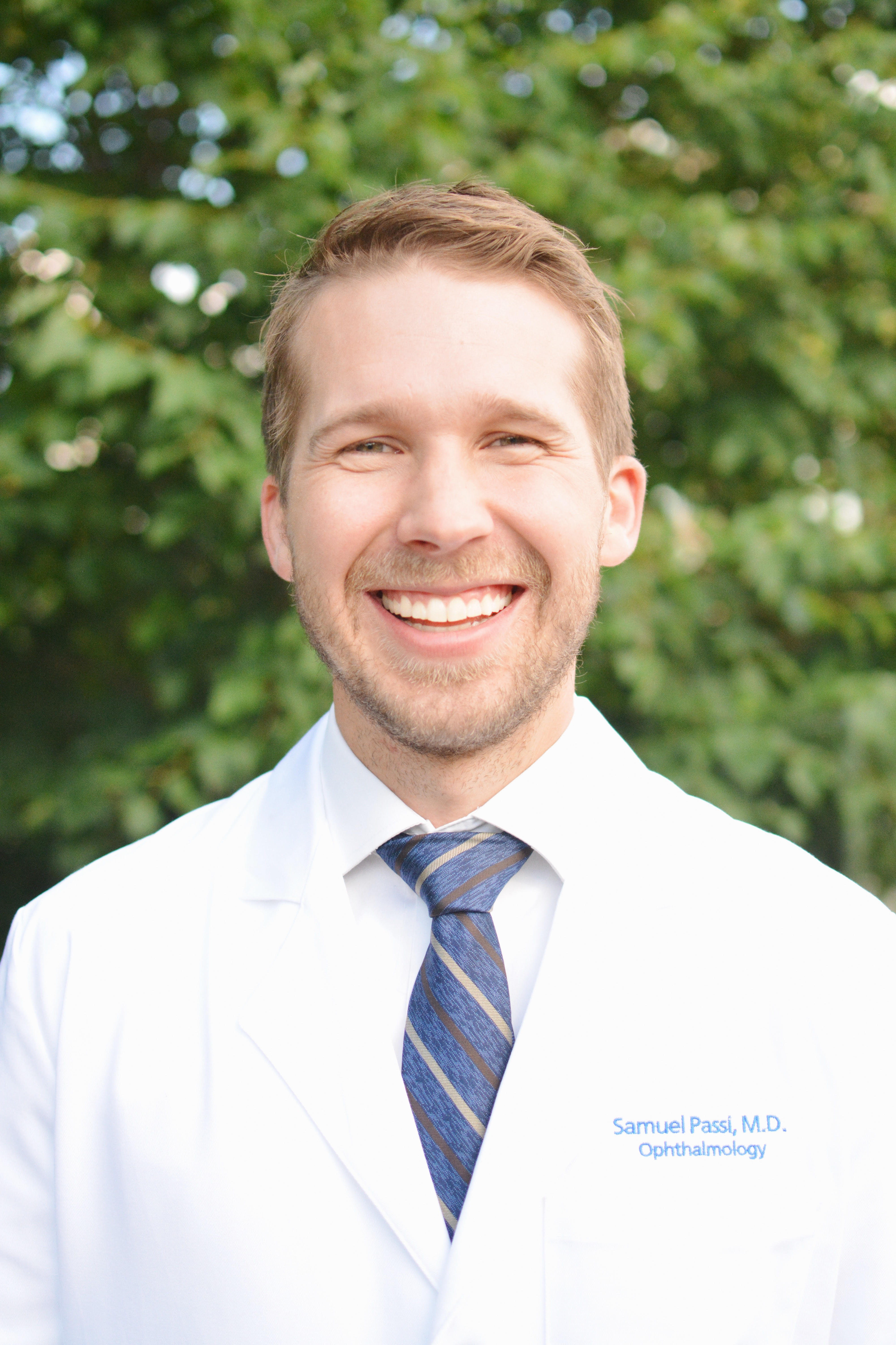 Dr. Samuel Passi, MD