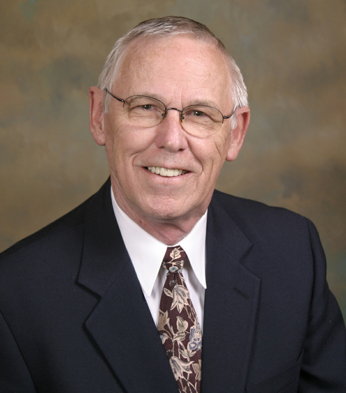 Dr. Warren Johnson