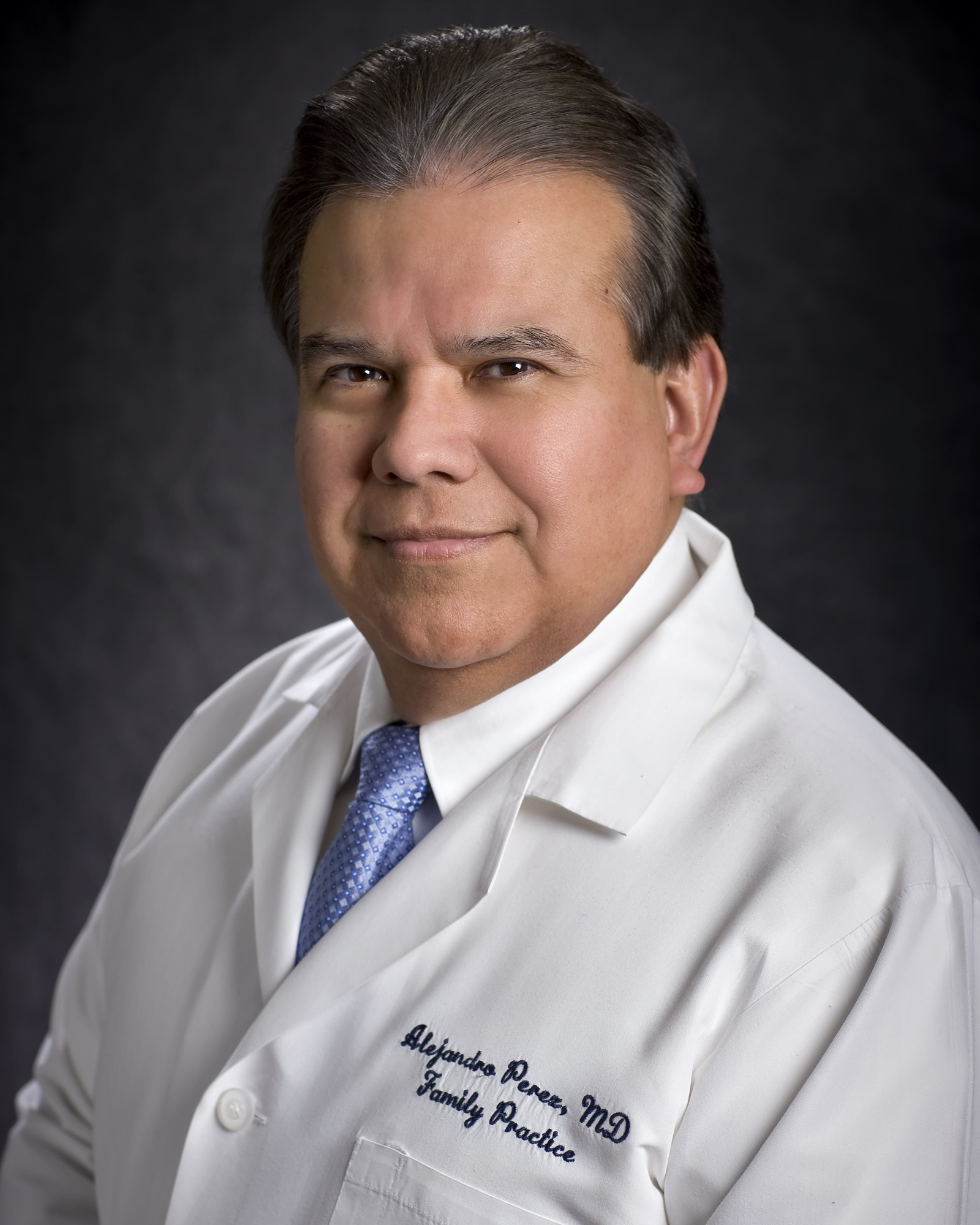 Dr. Alejandro Perez, MD