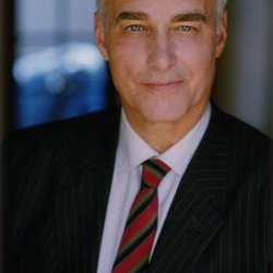 Dr. Geoffrey Keyes, MD