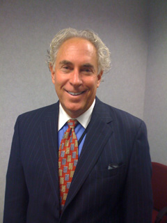 Dr. Lee Fischer, MD