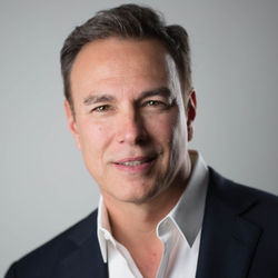 Dr. Lee Laris, DO