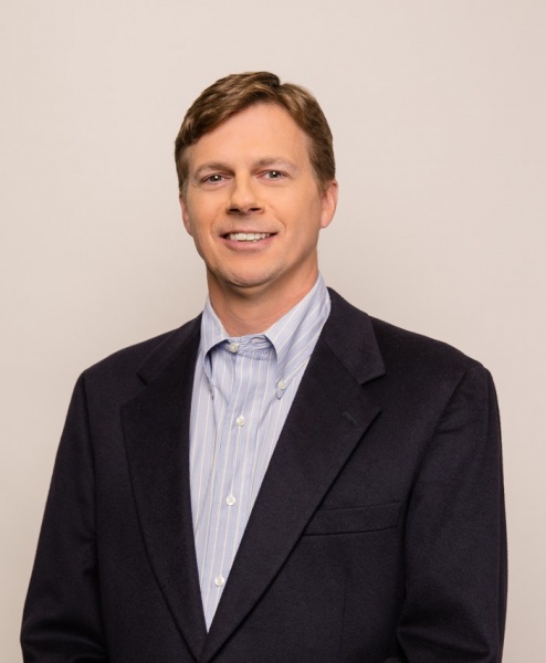 Dr. Robert Straub, MD