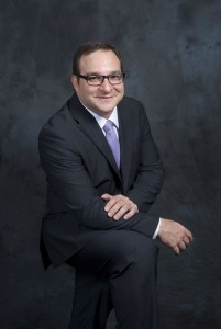 Dr. Luis Zapiach, MD