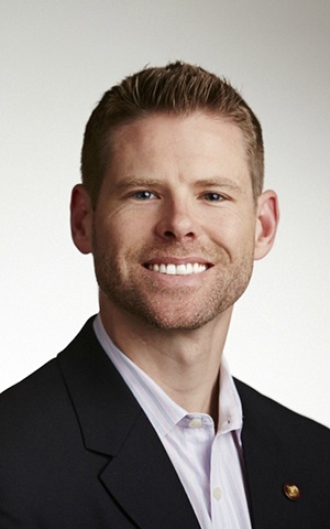 Dr. Alan Macgill