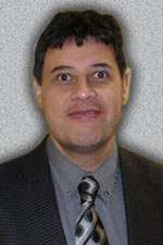 Dr. Enrique Peralta