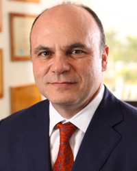 Dr. Francisco Maderal, MD