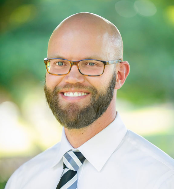 Dr. Derek Lamb, MD