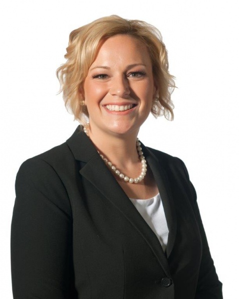 Dr. Sara Suttle