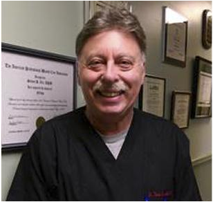 Dr. Steven Axt