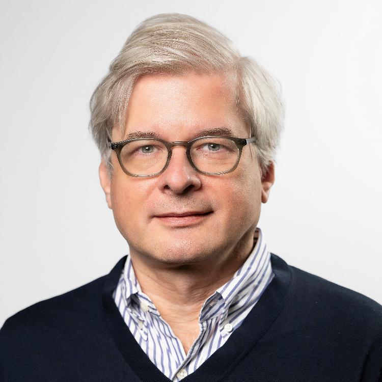 Dr. Andrei Constantinescu