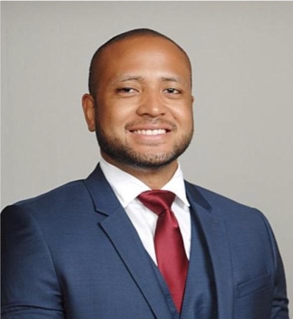Dr. Christian Oliver, MD