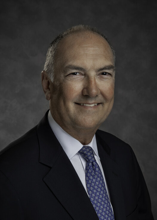 Dr. Eduardo Alfonso, MD