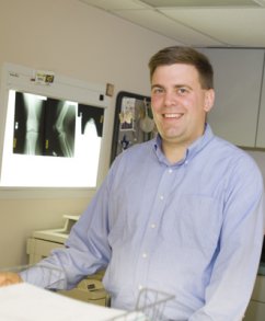Dr. Gregory Reckamp, MD