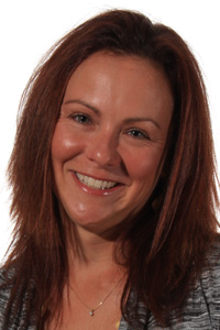 Dr. Julie Favia, MD
