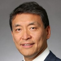 Dr. Kiehyun Riew, MD