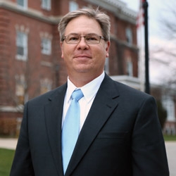 Dr. Kevin Kuntz, MD