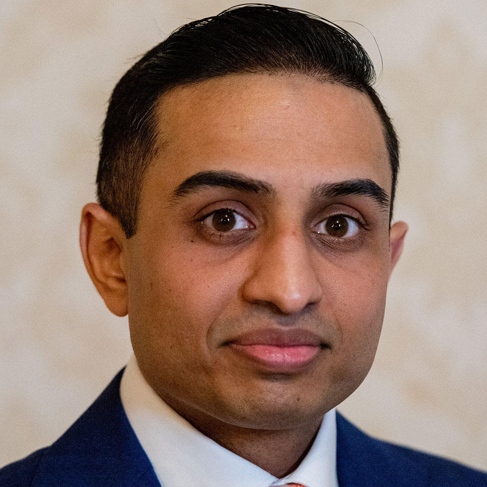 Dr. Pawan Rastogi, MD