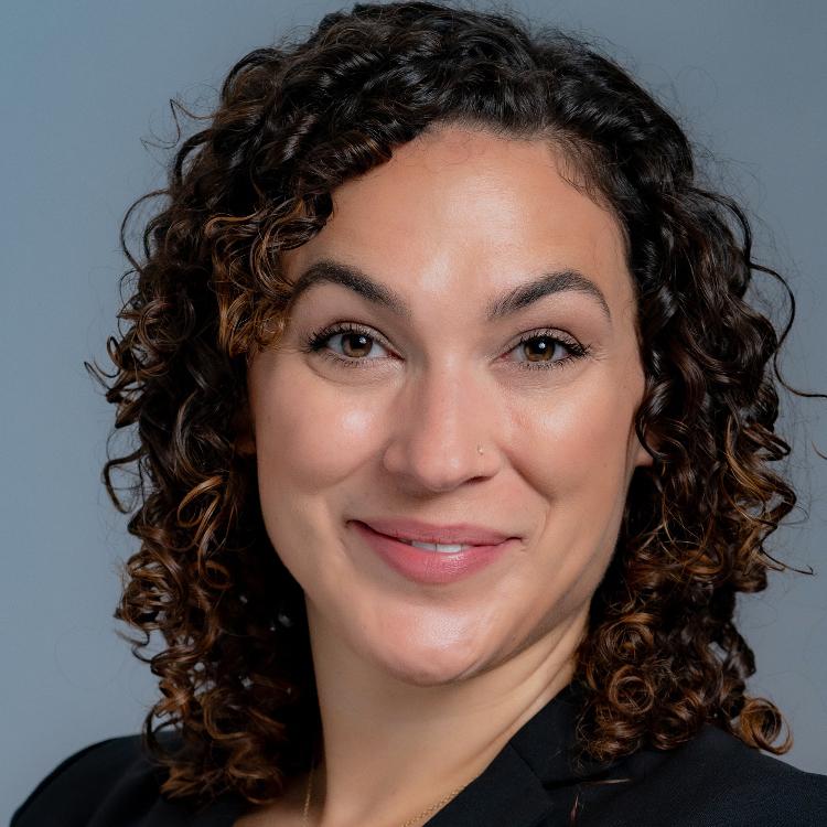 Dr. Raeann Bourscheid, MD