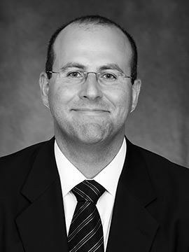 Dr. Yannek Leiderman, MD, PHD