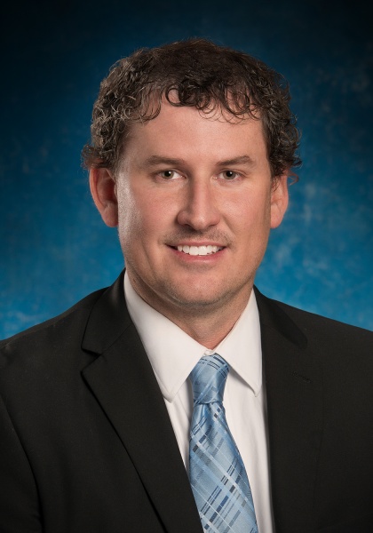 Dr. Zeno Pfau