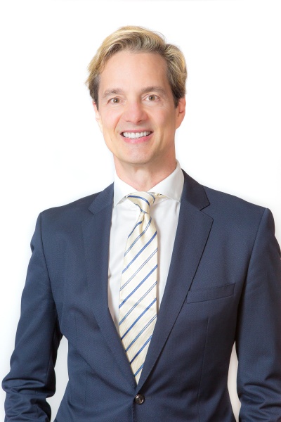 Dr. John Hogg, MD
