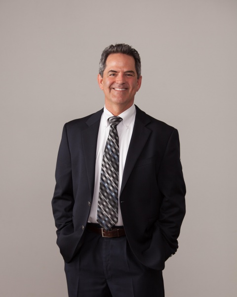 Dr. Robert Orme, MD
