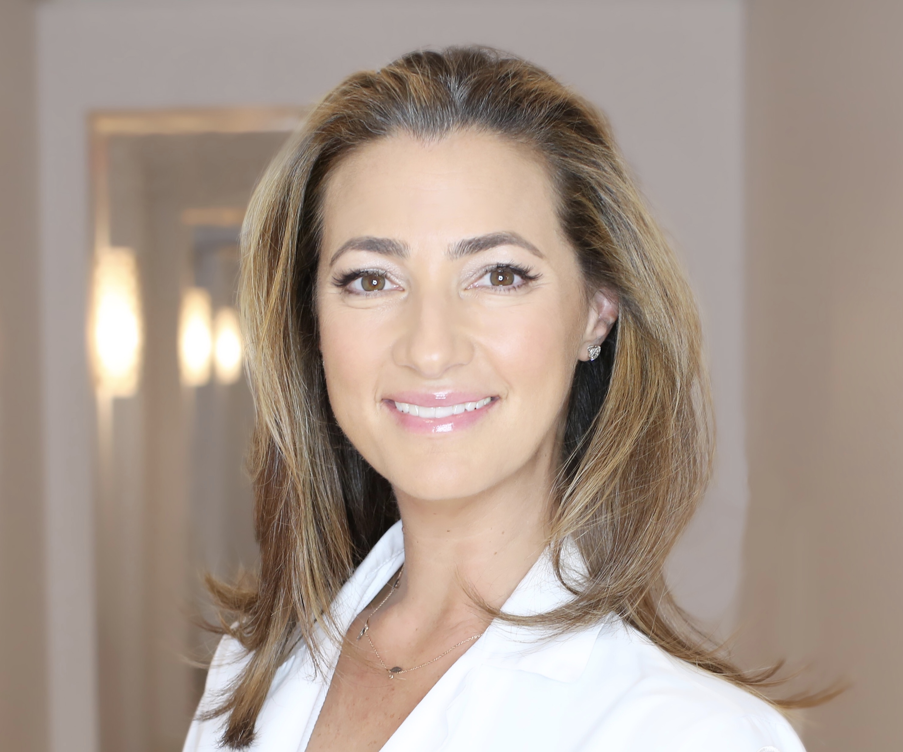Dr. Lara Oboler, MD