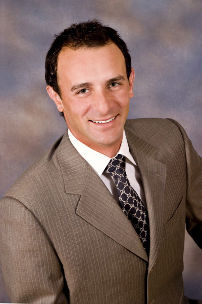 Dr. Roberto Taglione, MD