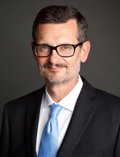 Dr. Wojciech Majewski, MD