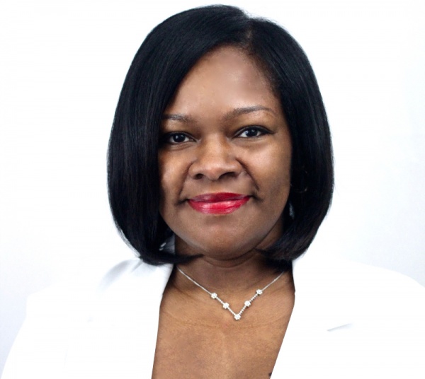 Dr. Ginari Price, MD
